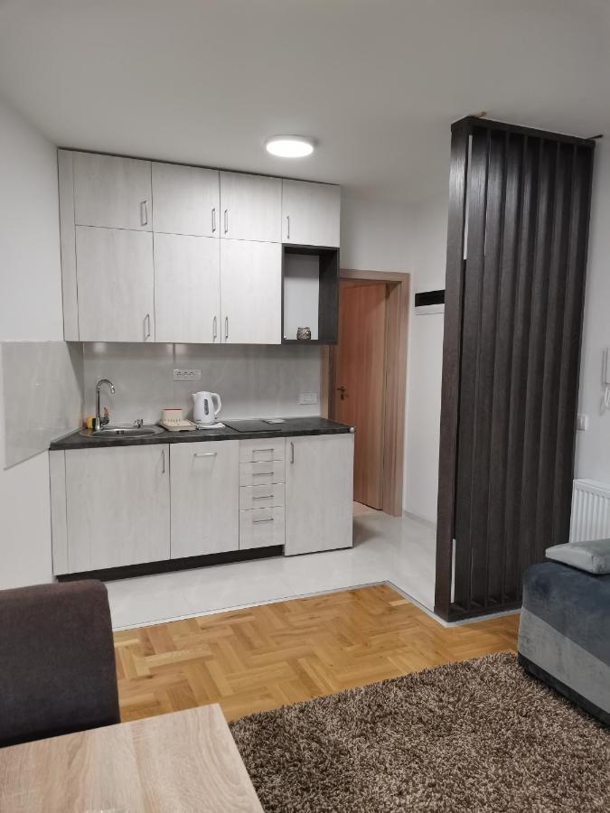 Apartman Centar 3 Uzice Ngoại thất bức ảnh